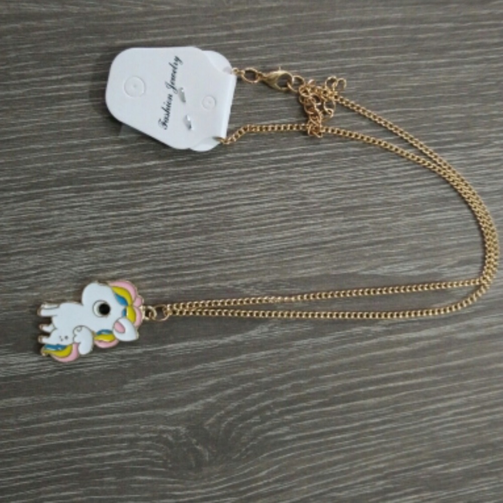 (A2) Pony Necklace - Picture 5 of 5